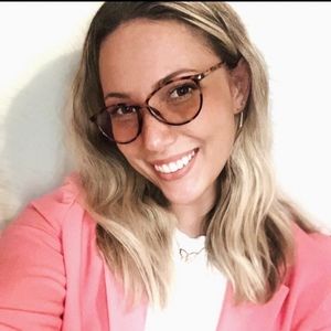 Meet your Posher, Deanna